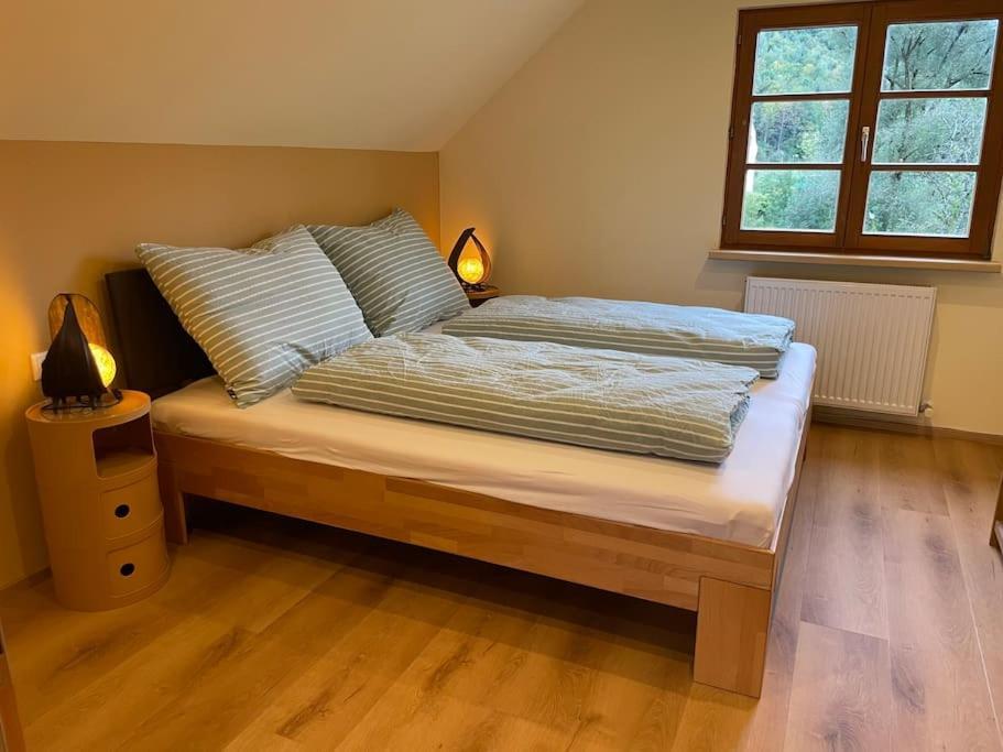 Neu Renoviertes 2Zi Appartment Im Dg Feldkirch Esterno foto